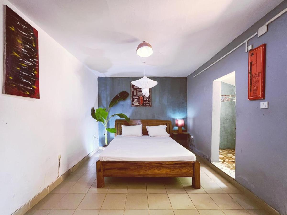 Casa Cacheu Homestay Guest House Bissau Extérieur photo