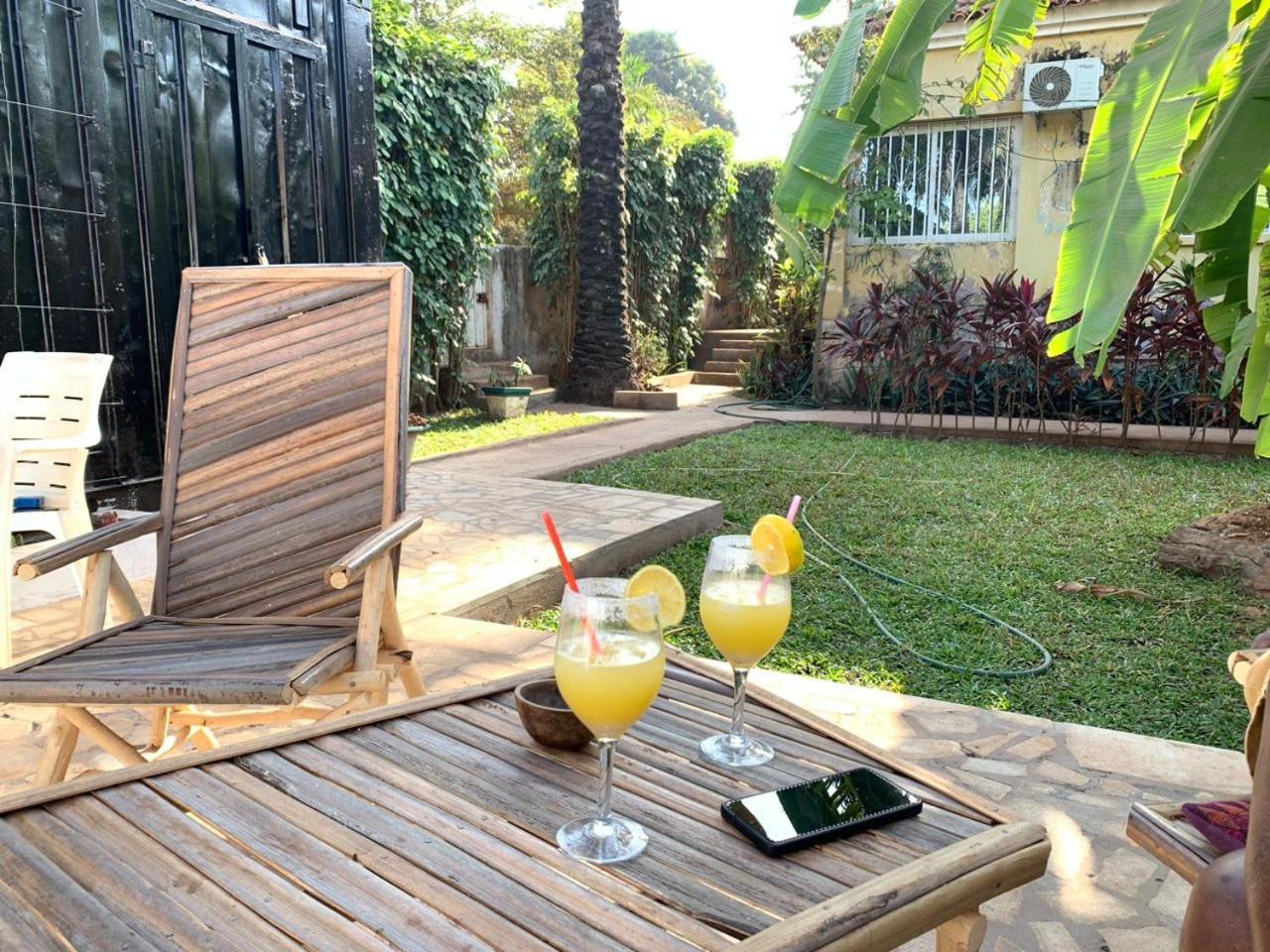 Casa Cacheu Homestay Guest House Bissau Extérieur photo