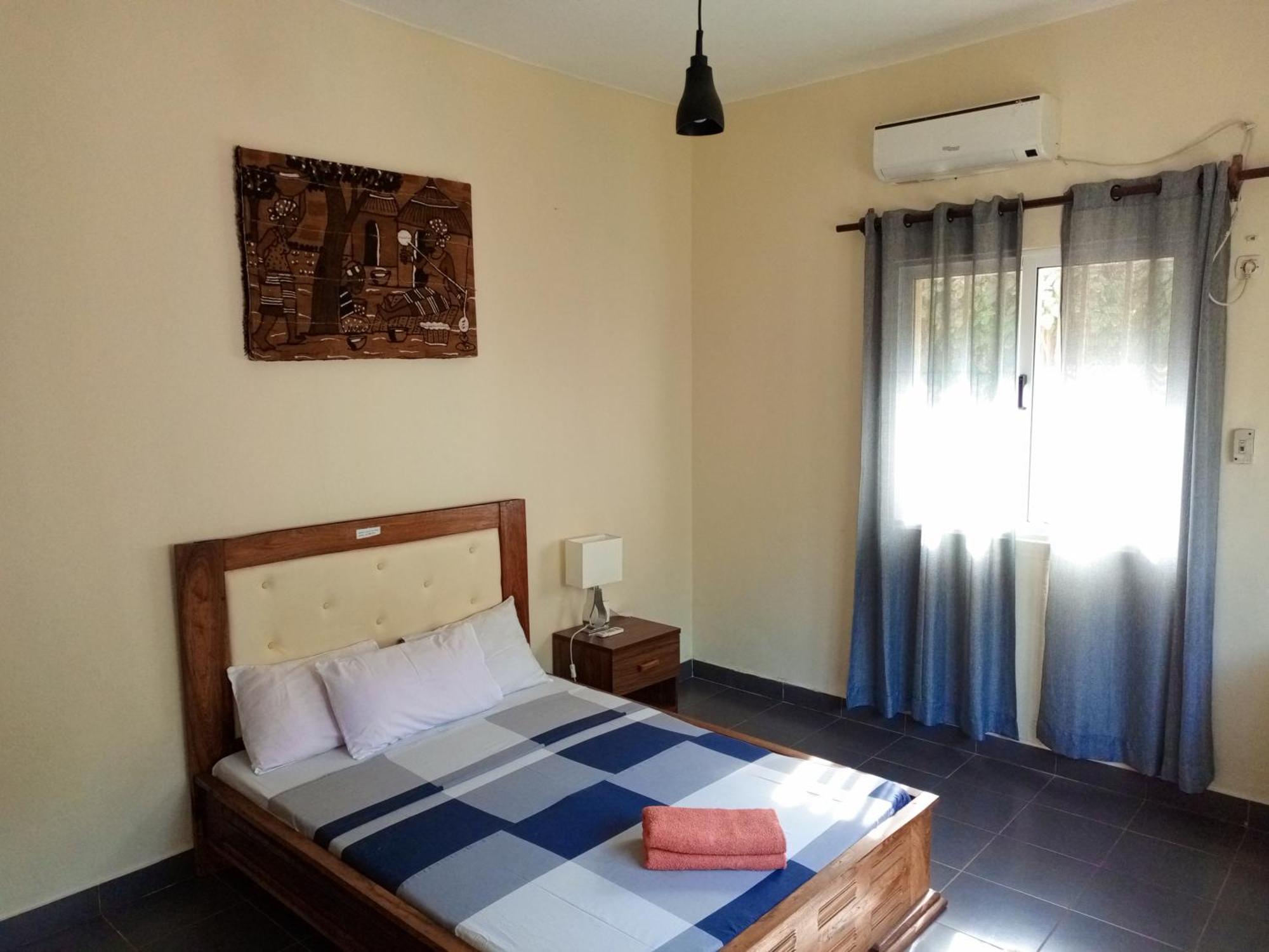 Casa Cacheu Homestay Guest House Bissau Extérieur photo