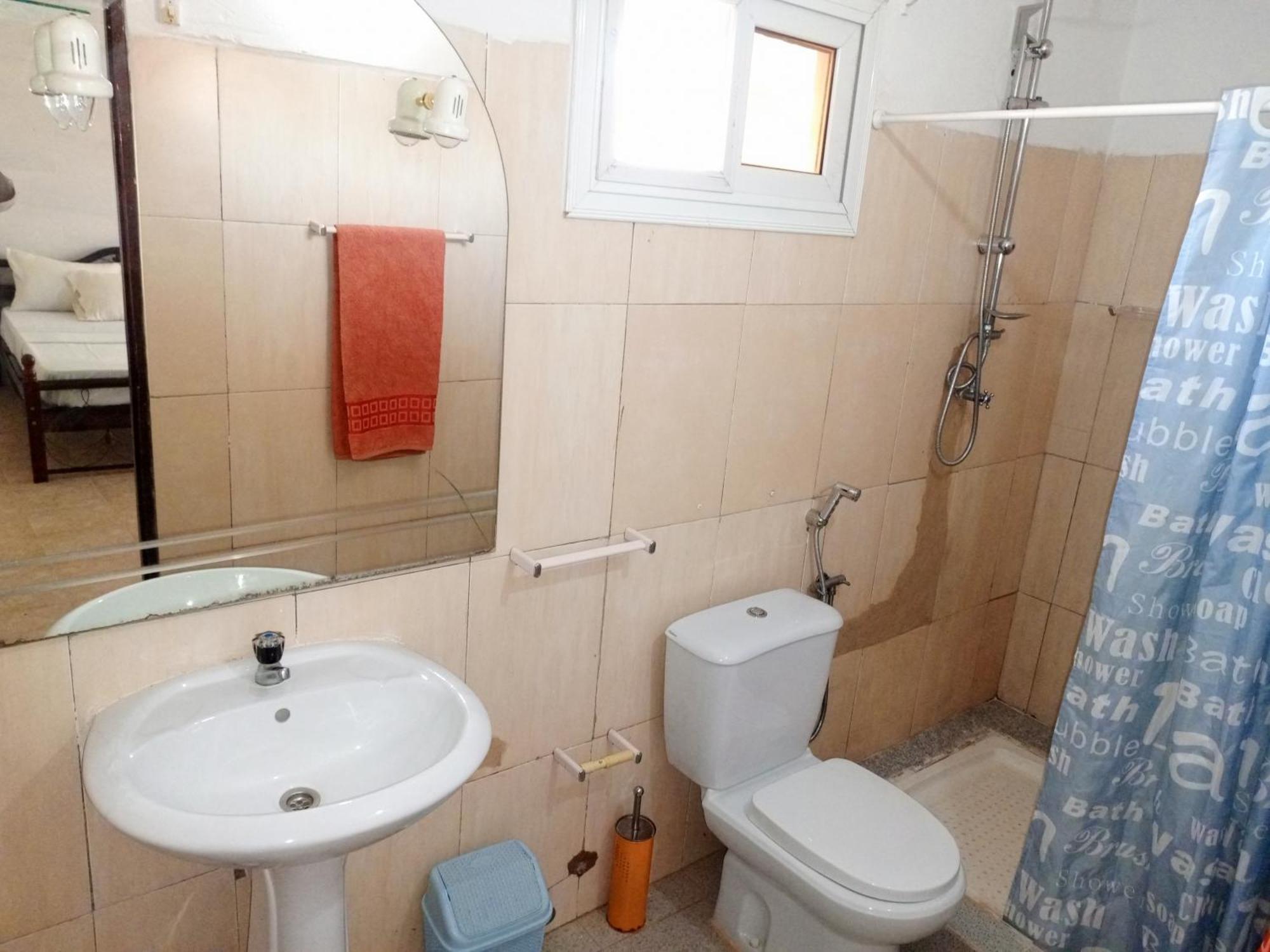 Casa Cacheu Homestay Guest House Bissau Extérieur photo