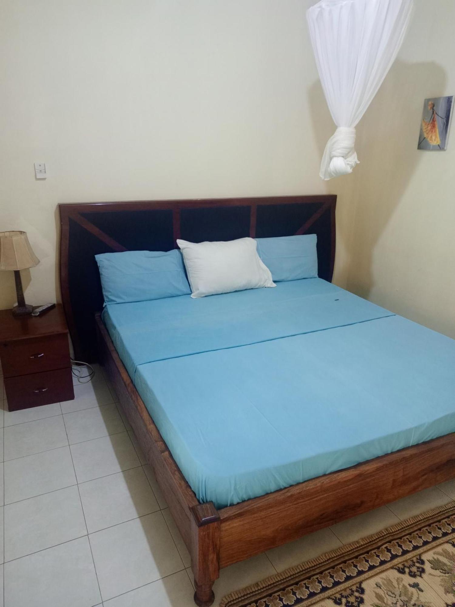 Casa Cacheu Homestay Guest House Bissau Extérieur photo